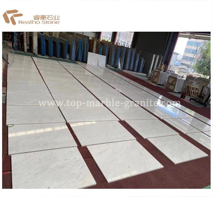 white marble tile
